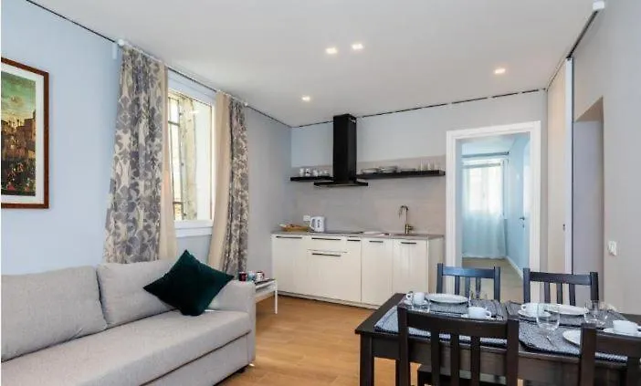 Bricola Biennale Apartments Venice