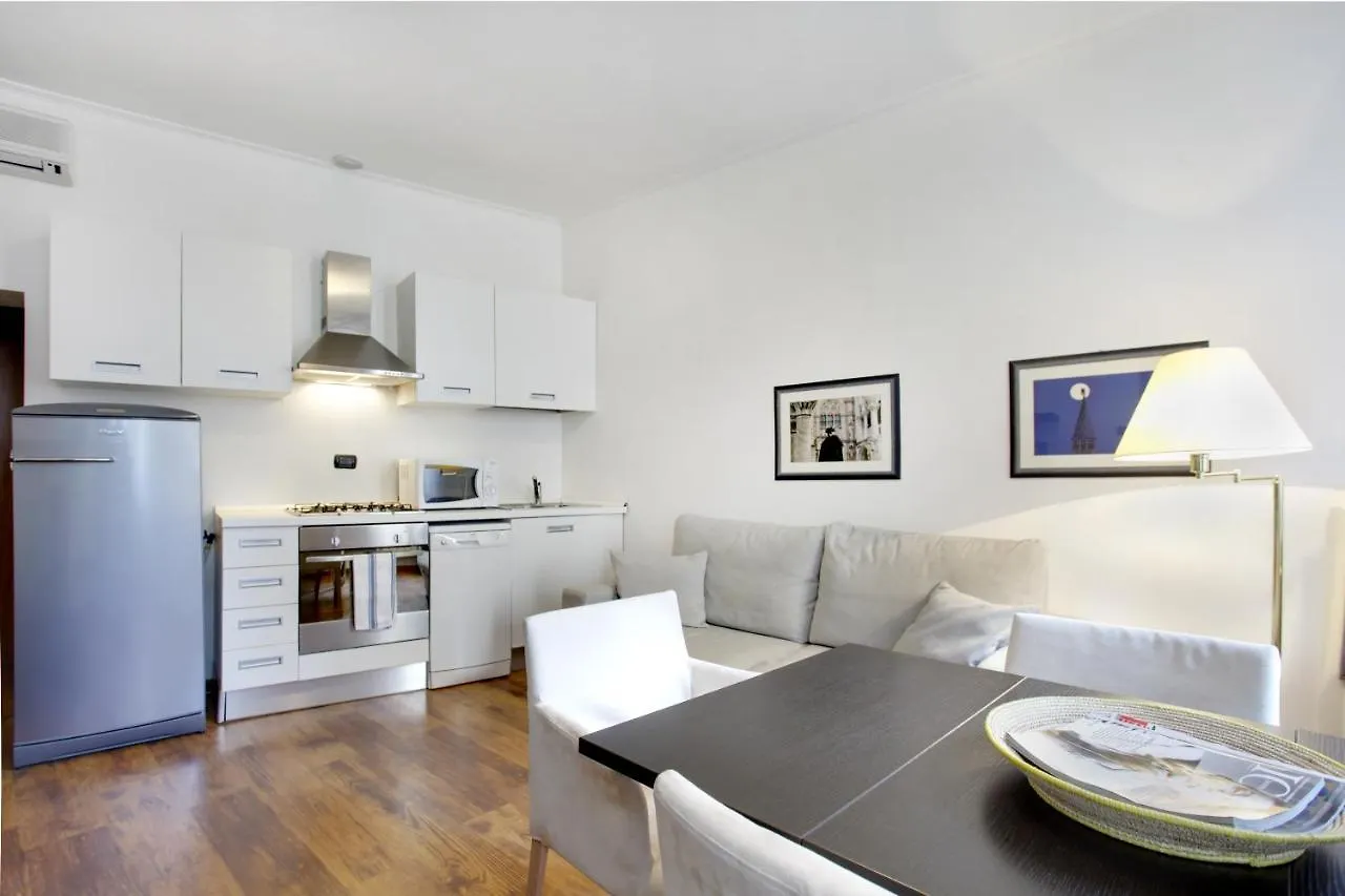 Bricola Biennale Apartments Venice 0*,