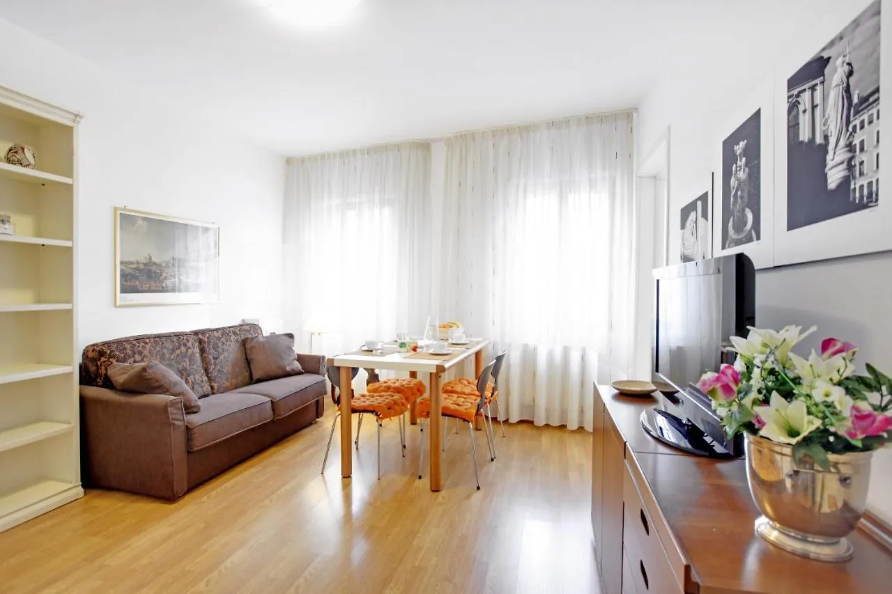 Bricola Biennale Apartments Venice