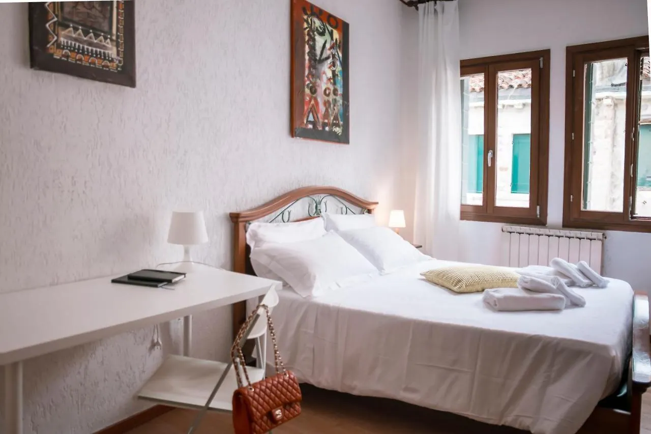 Bricola Biennale Apartments Venice